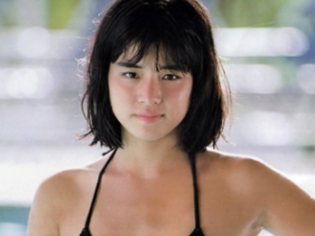 石田ゆり子の若い頃は筋肉がすごい！